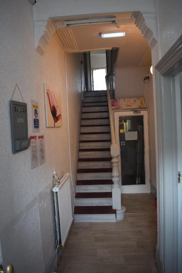 Myroomz Orchid Hotel Blackpool Exterior photo